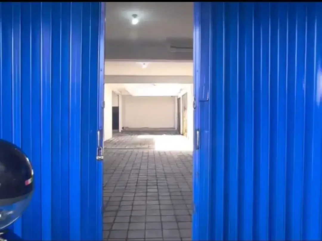 Properti Strategis 2 Lantai di Jantung Kota Denpasar (Dekat Simpang 6 & Akses Utama) - Image 4 of 10
