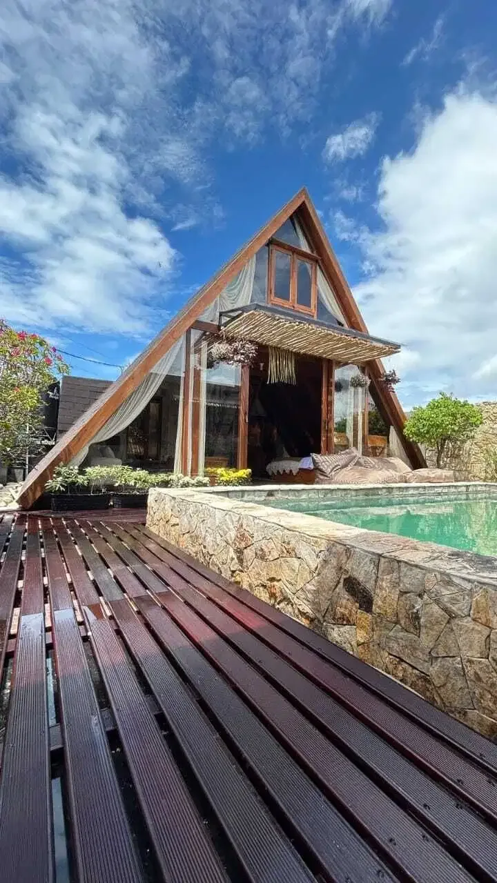 dijual villa wooden style kerobokan - Image 1 of 7