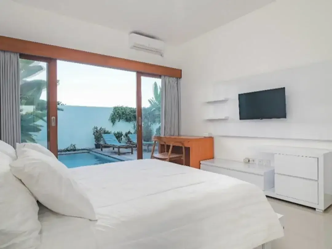 3BR Villa for Rent In Kerobokan - Image 1 of 9