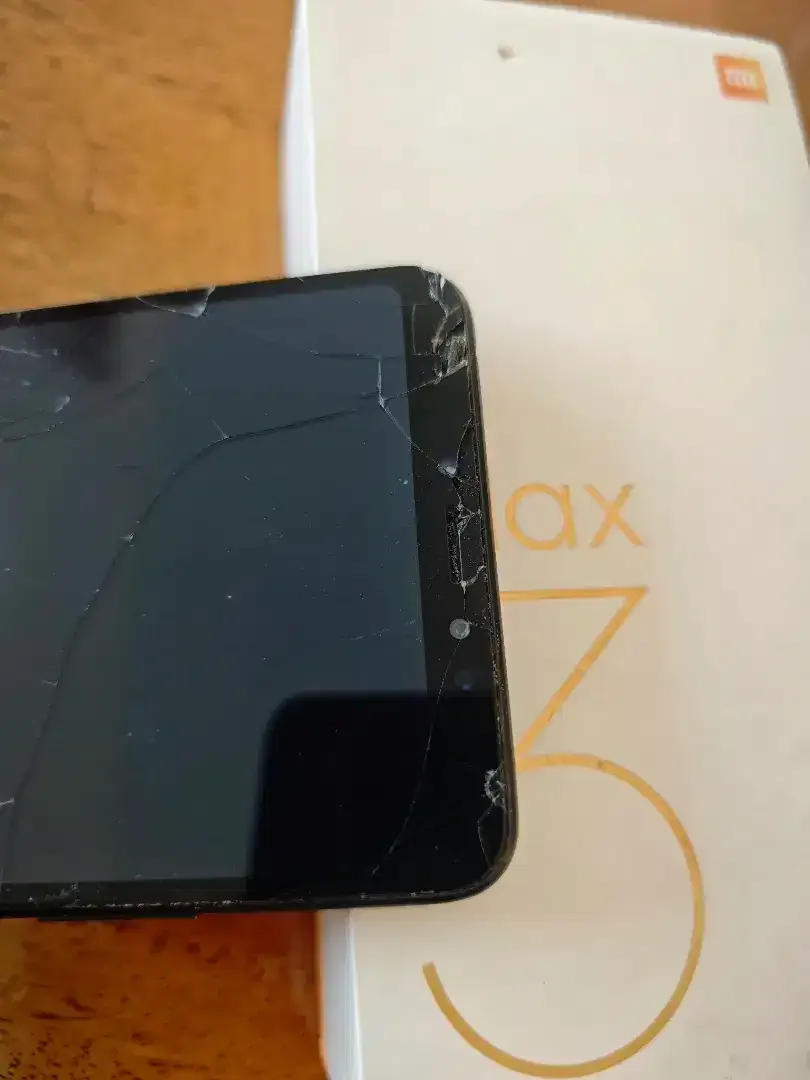Xiaomi Mi Max 3 4/64gb broken screen - Image 5 of 6