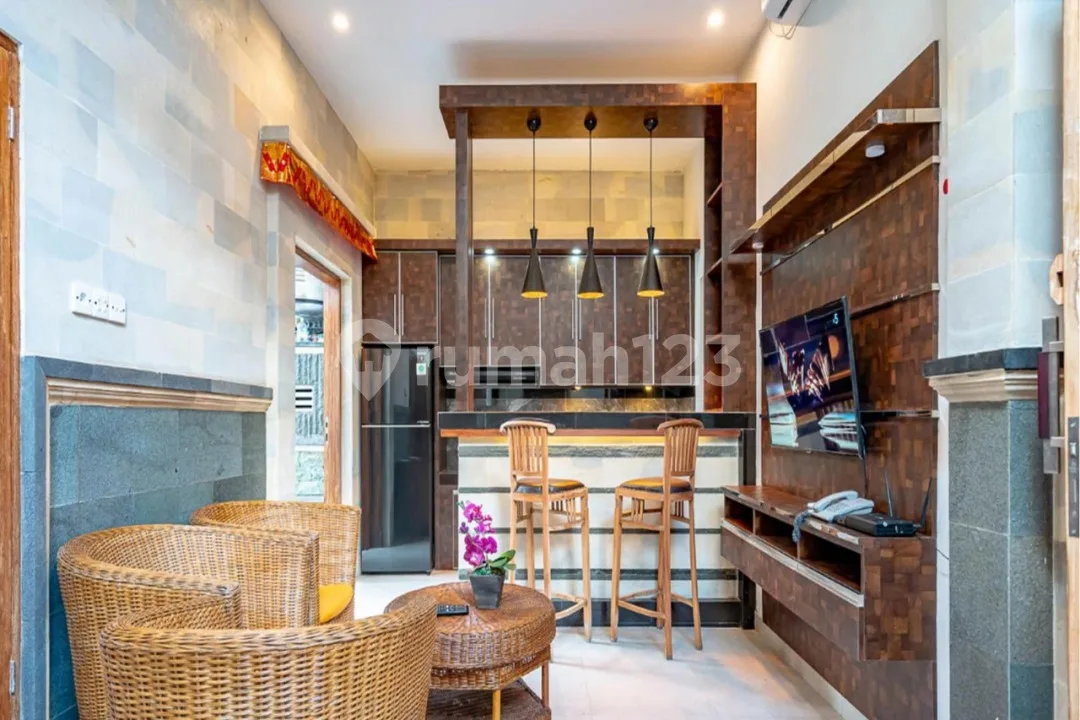 Smart Villa 2 Br Di Renon â Lokasi Strategis Dekat Sanur, Full Furnished - Image 1 of 4