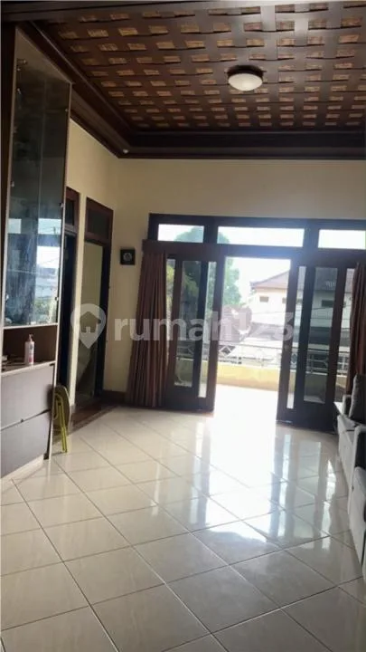 Ruko Besar Luas Tanah 475 M2 Lantai 2 di Padang Sambian Denpasar Barat - Image 4 of 4