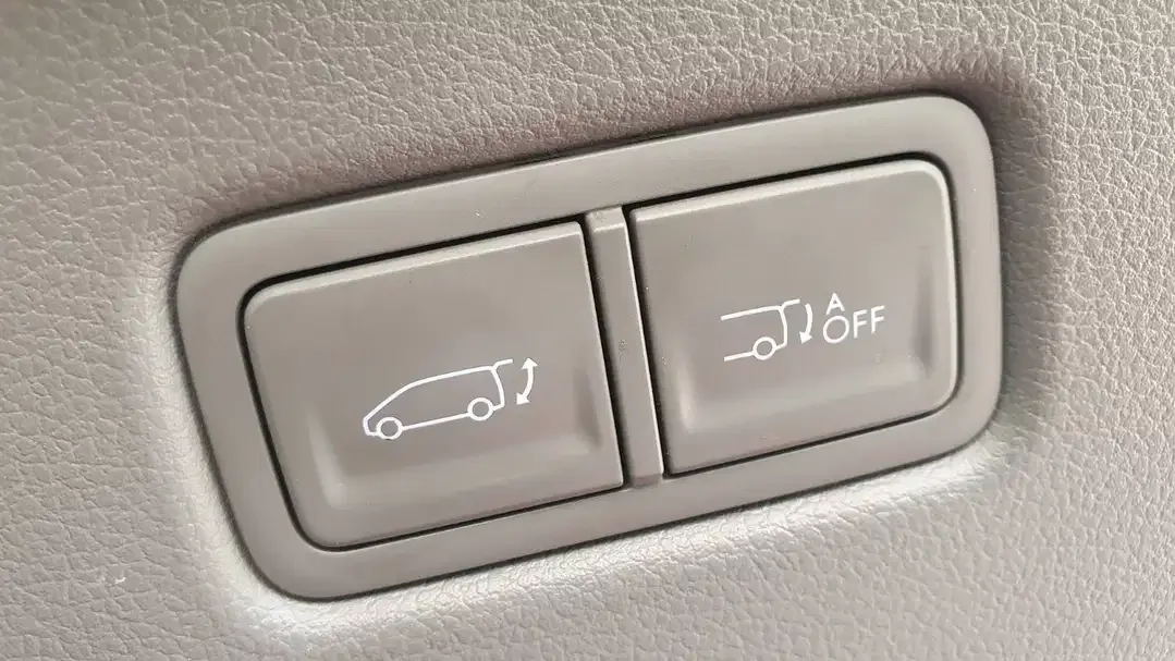 [GARANSI 5TH  Hyundai Staria 2.2L 2WD Signature 7 Seat 2020/2021/2022 - Image 9 of 10