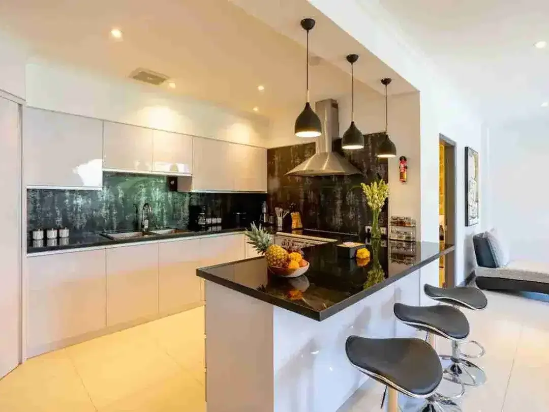Villa Modern Minimalis 3 Kamar Tidur di Kerobokan - Image 9 of 10