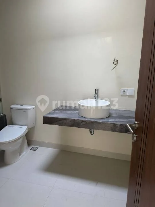 Villa dengan Private Pool Disewakan di Badung Jl. Kebon No Buduk - Image 3 of 4