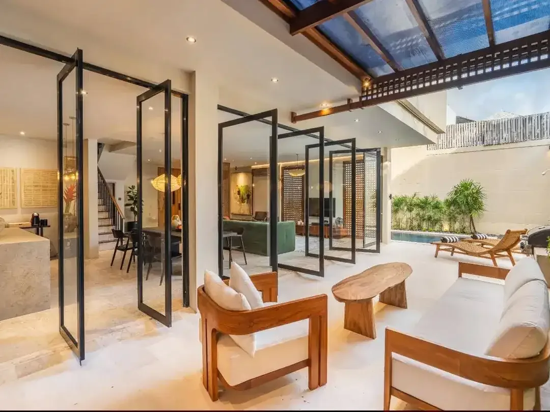 Di Sewakan / di Jual Villa 3 Bedroom - Lokasi Umalas Bumbak - Bali - Image 3 of 10