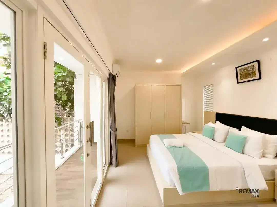Villa Fully Furnished 3 Kamar Tidur Dijual di Canggu Tibubeneng - Image 6 of 10