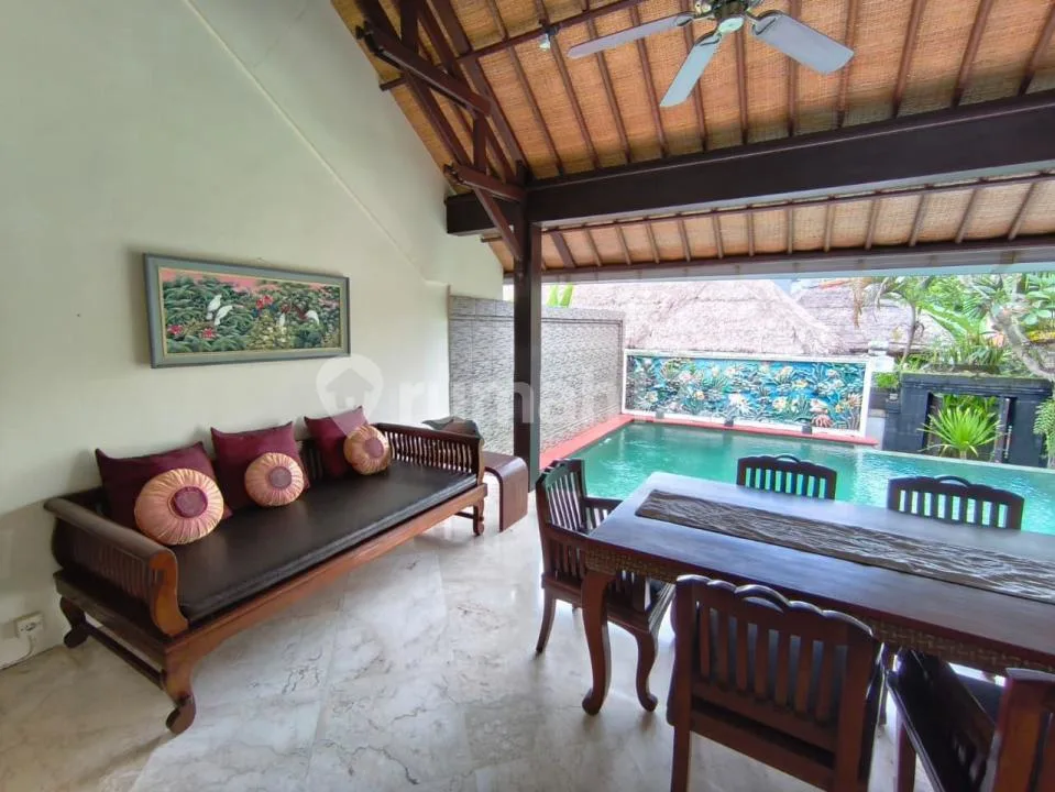 Villa 2 Lantai One Gate System View Jimbaran Bay di Jimbaran - Image 3 of 4