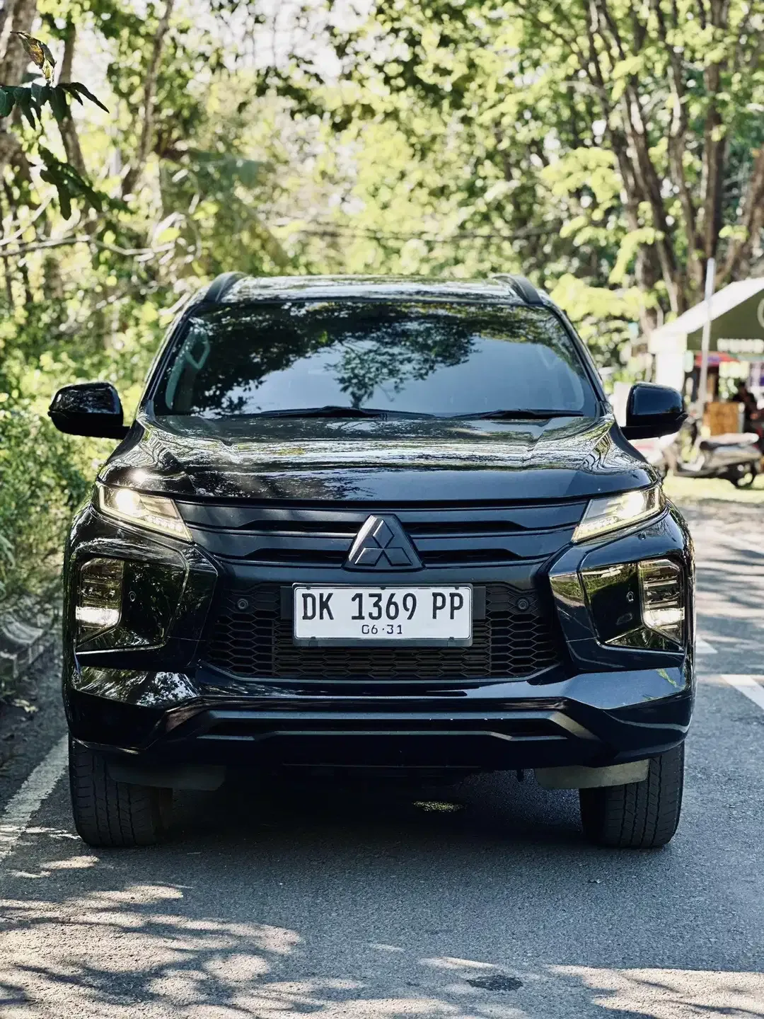 PAJERO SPORT DAKAR 4x2 AT DIESEL 2023 ASLI BALI - Image 2 of 10