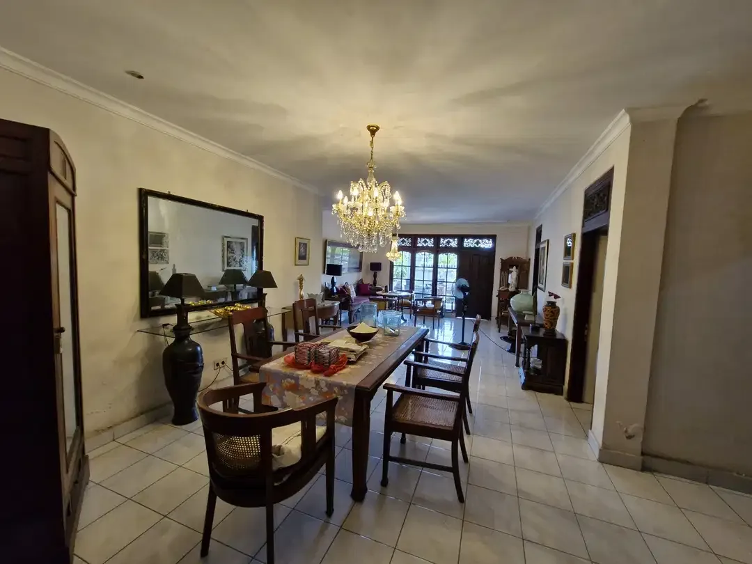 JUAL RUMAH DENPASAR DEKAT UBUD FULL FURNISHED - Image 5 of 10