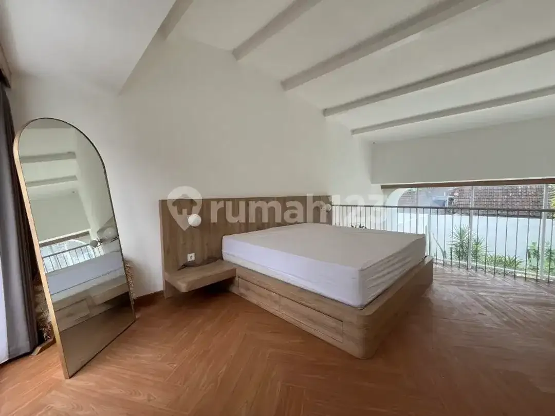 Townhouse Villa in Downtown Canggu for Rent - Image 7 of 10