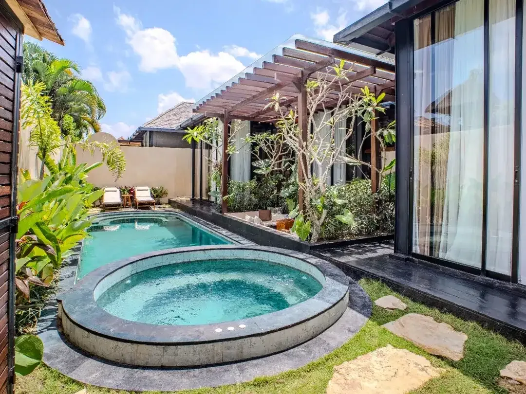 Vila siap huni dengan 2 kamar tidur di kawasan Babakan — Batu Bolong, Canggu! - Image 7 of 10