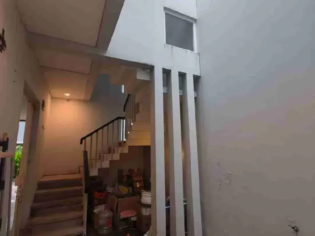 DIJUAL RUMAH LANTAI 2 SHM IMB LENGKAP DEKAT MALL TSM CN - Image 9 of 10