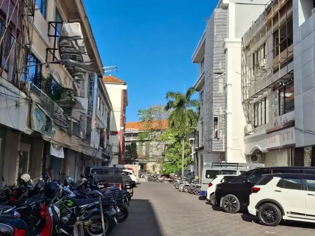 Ruko premium 3 Lantai cocok untuk kantor Disewakan, di Teuku Umar Denpasar - Image 2 of 4