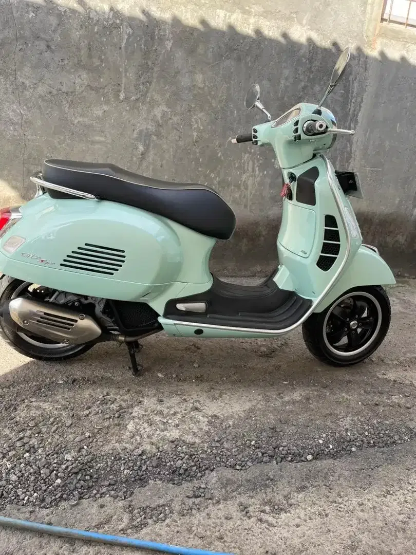 Vespa gts super 2022 // bintang dewata motor // - Image 4 of 6