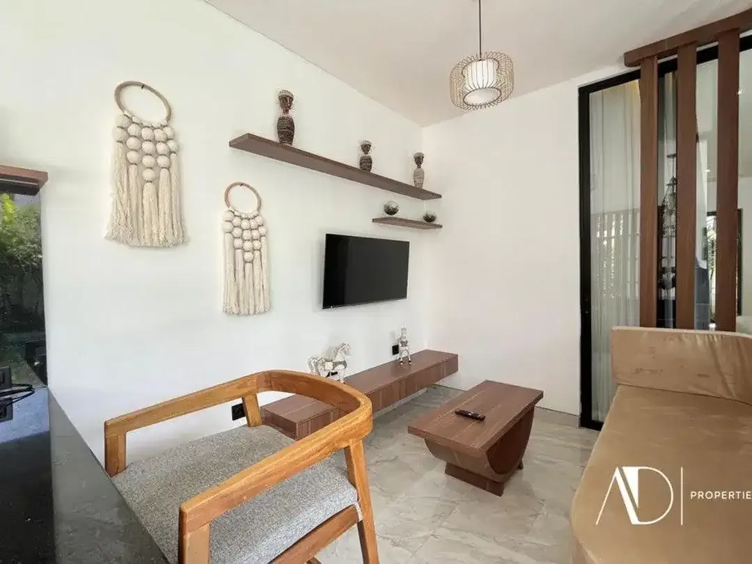 LEASEHOLD | CONTEMPORARY 3-BEDROOM VILLA IN PRIME PETITENGET, SEMINYAK - Image 4 of 10