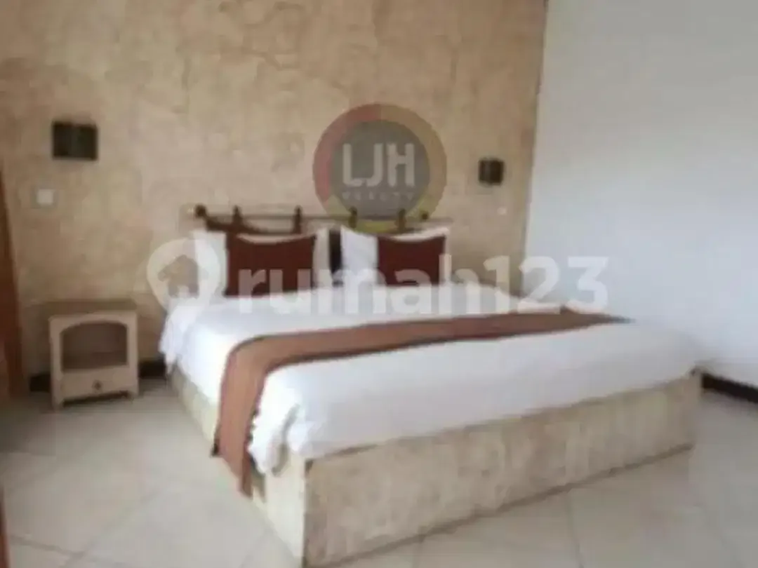 For Sale Hotel  Batu Belig Kerobokan Bali - Image 6 of 9