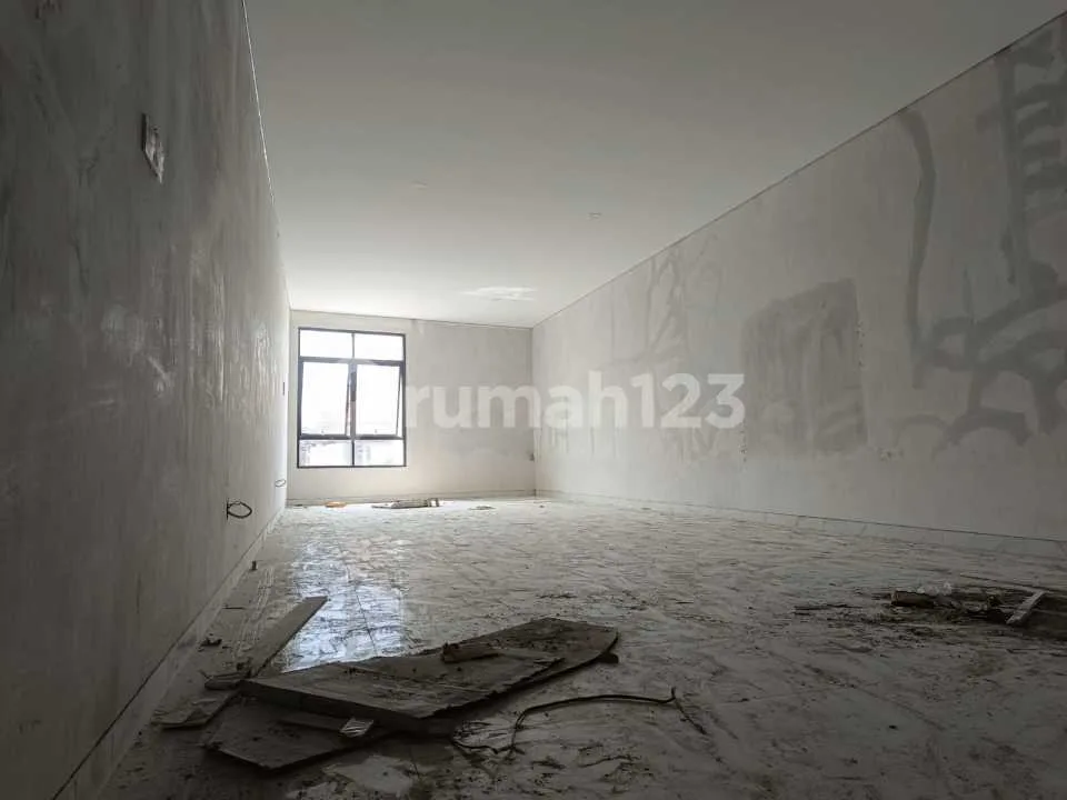 New Shophouse For Sale In The Heart Of Kuta Bali With 2 Storey - Image 3 of 4