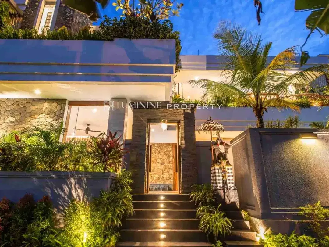 DIJUAL VILLA CANTIK LOKASI SANGAT BAGUS DI JIMBARAN - KUTA SELATAN,  BALI - Image 2 of 10