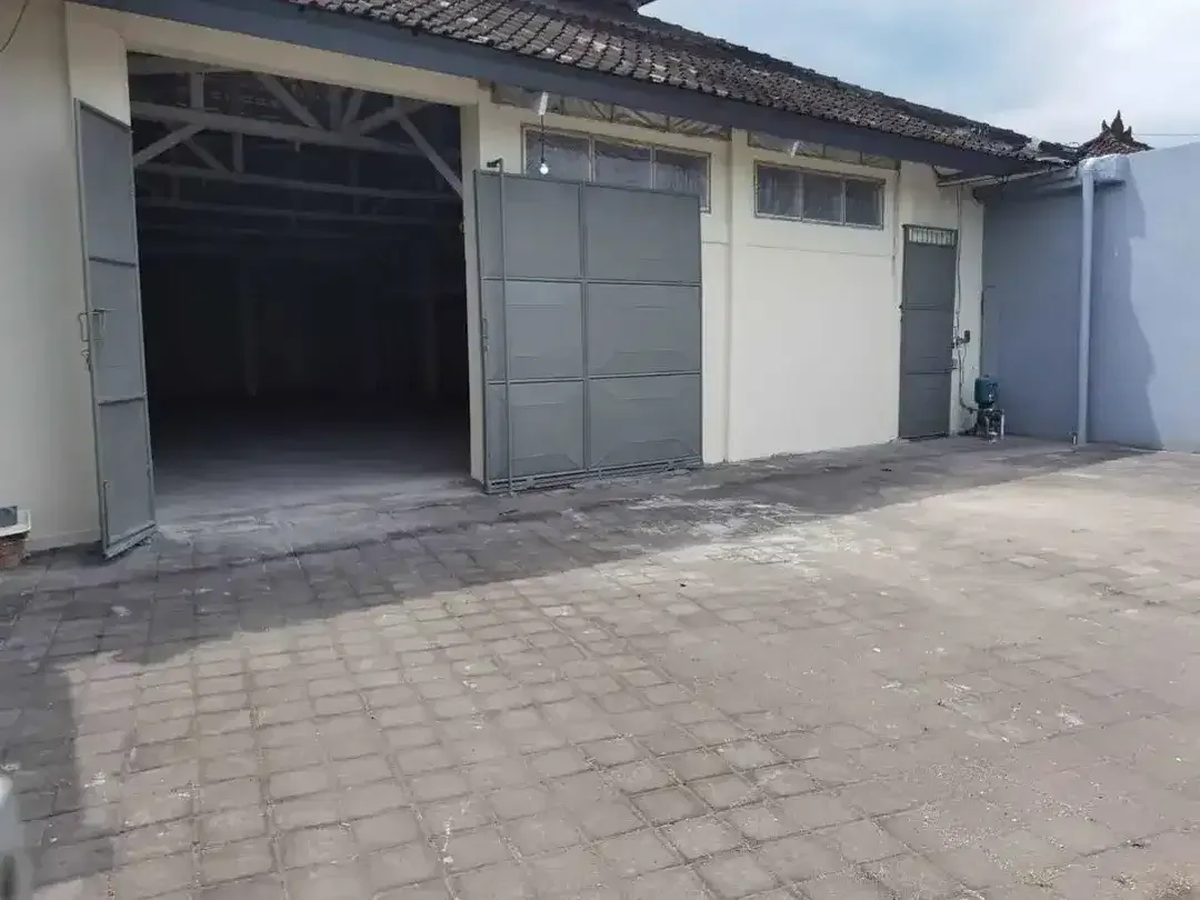 DIJUAL Cepat! GUDANG STRATEGIS DI DENPASAR UTARA - Image 1 of 4