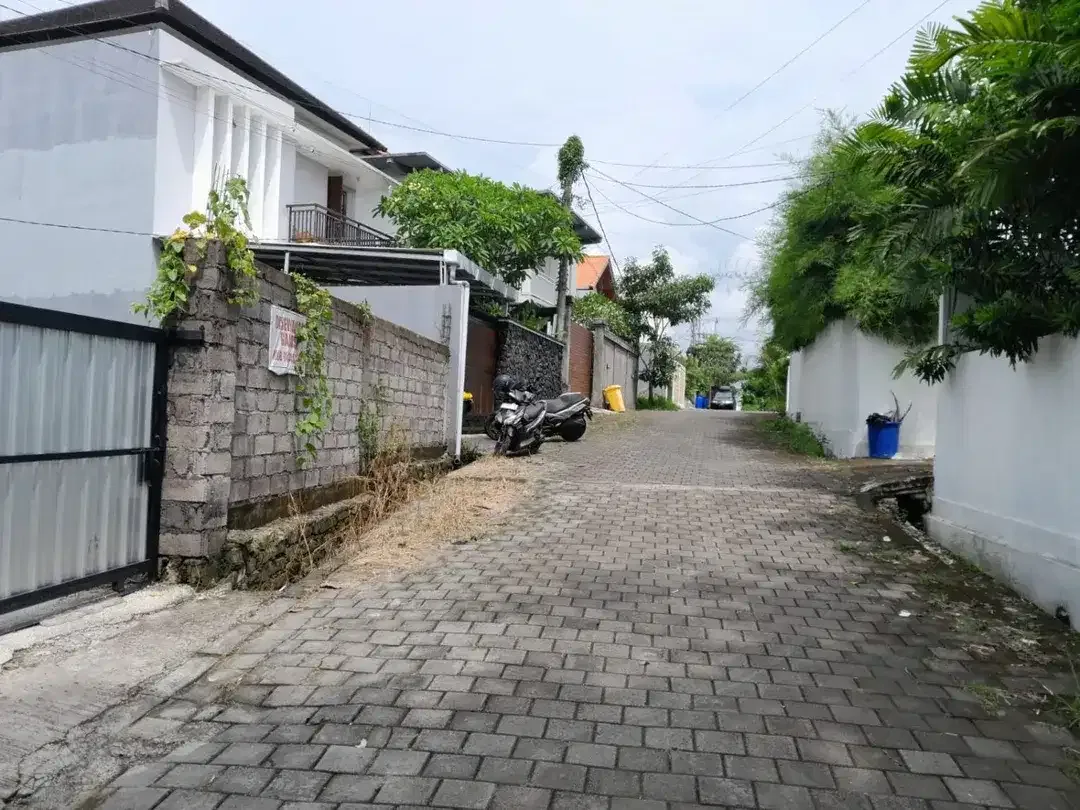 Dijual / Disewakan Villa second super murah siap Huni Di kayu Tulang utara canggu Badung Bali - Image 4 of 10