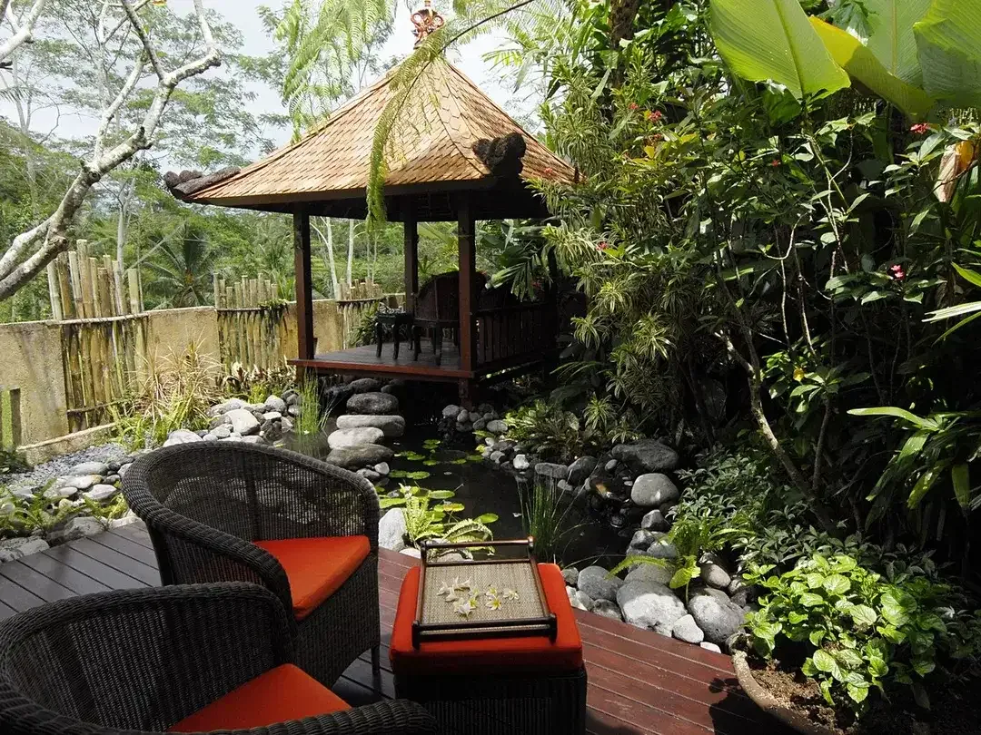 For Sale Villa on 8.160 Sqm of Land with Lush Widespread Views of Rice Fields and Green Valley - Image 4 of 10