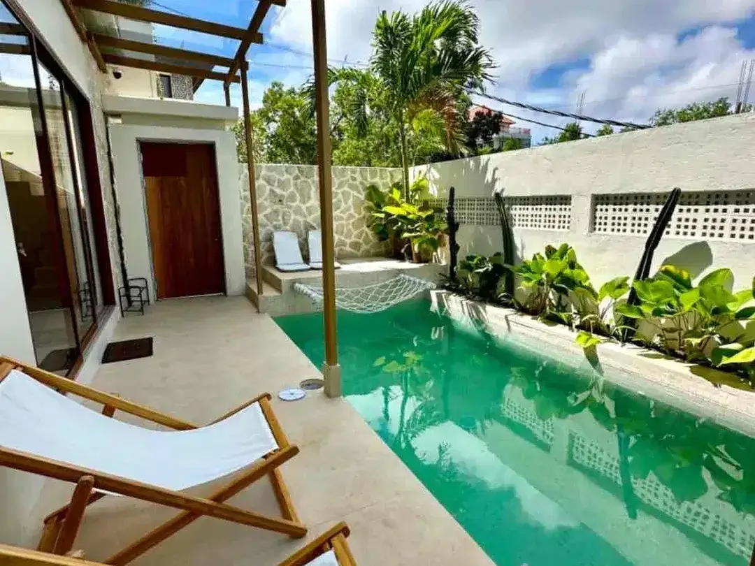 OCEAN VIEW VILLA FOR SALE
Ungasan - Image 1 of 10