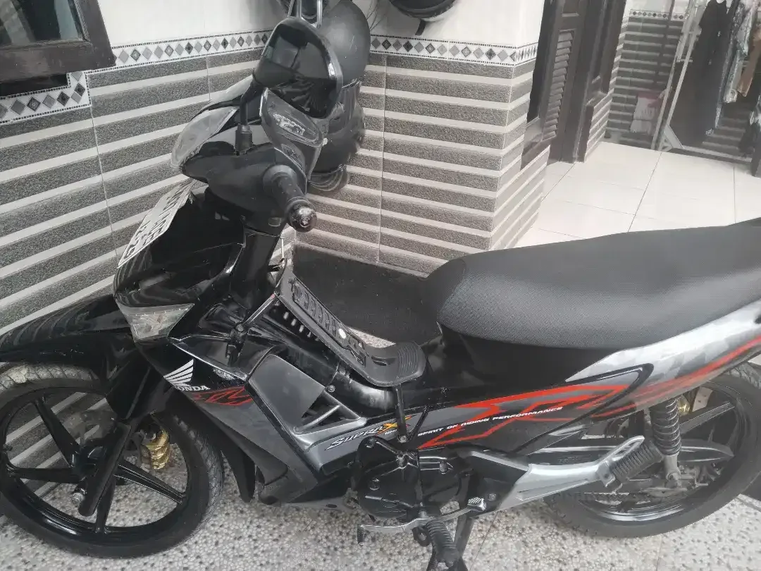 DIJUAL MOTOR BEKAS SUPRA TIPE X 125 TAHUN 2009 - Image 1 of 2