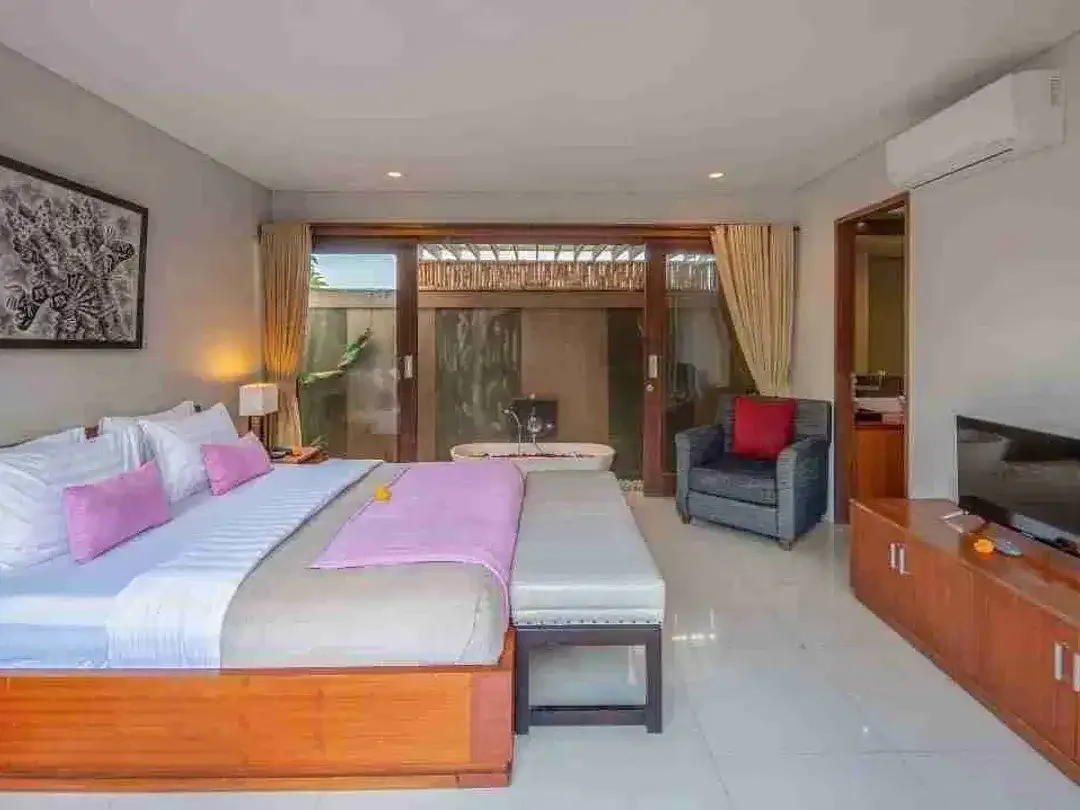 3 BEDROOMS VILLA FREEHOLD NEAR NYANYI BEACH FOR SALE - Image 7 of 9