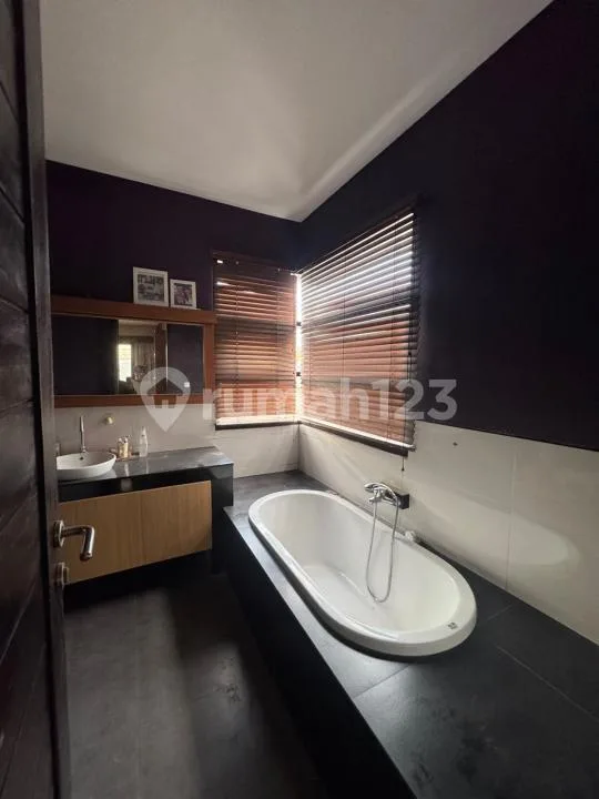 Leasehold Guesthouse - Image 3 of 4