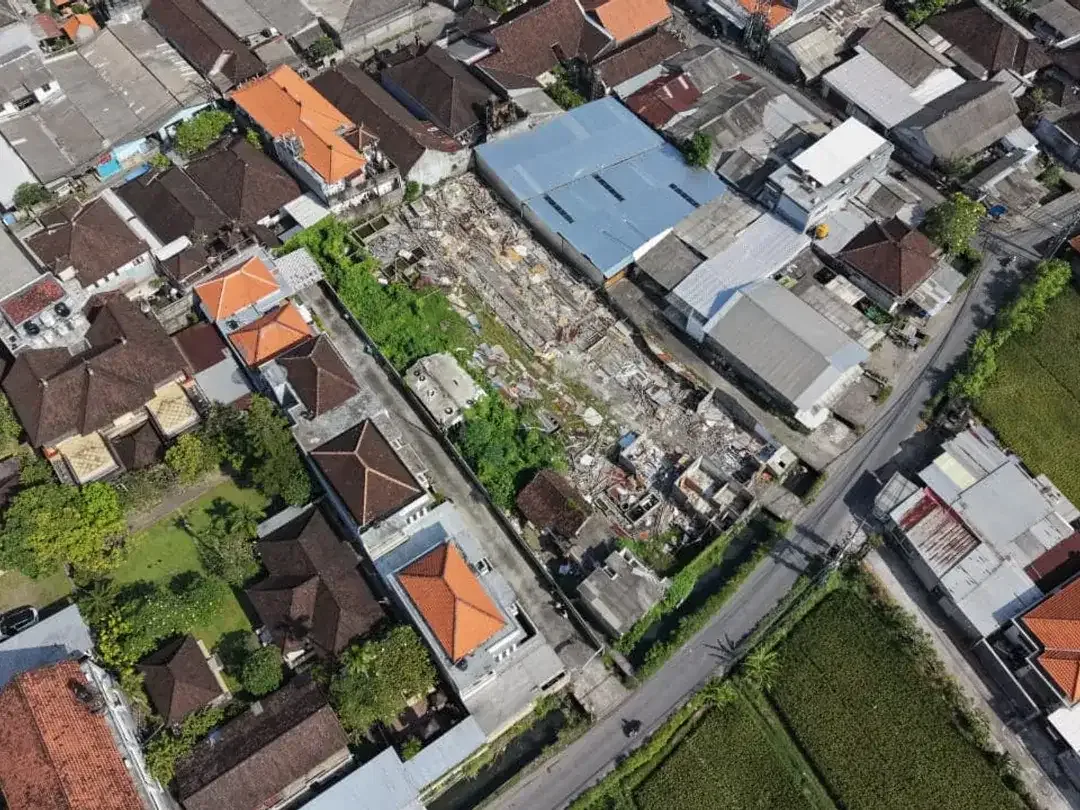 DI JUAL RUMAH MODERN DI DENPASAR SELATAN BALI PUSAT KOTA - Image 6 of 10