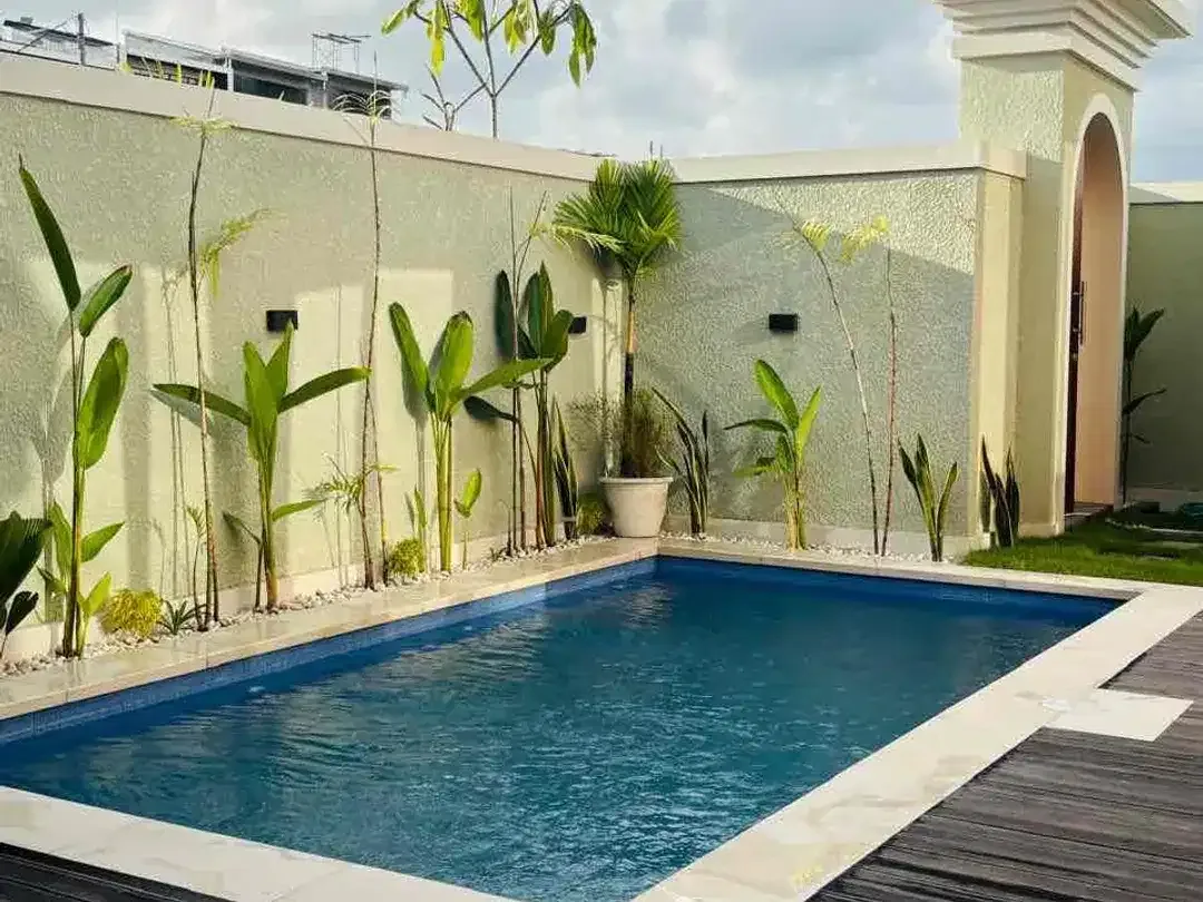 Villa for Freehold in Prerenan utara - Image 3 of 10