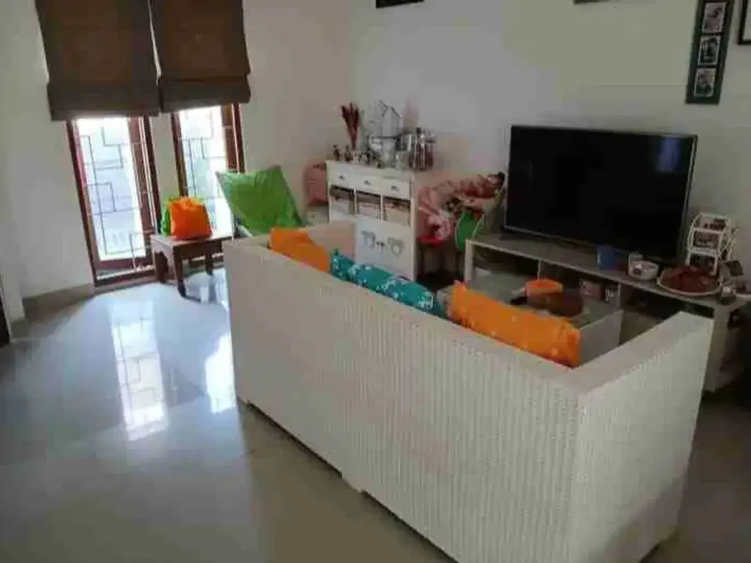 Rumah One Gate Security Ada Kolam Ikan Kerta Dalem Sidekarya Jl5mtr - Image 9 of 10