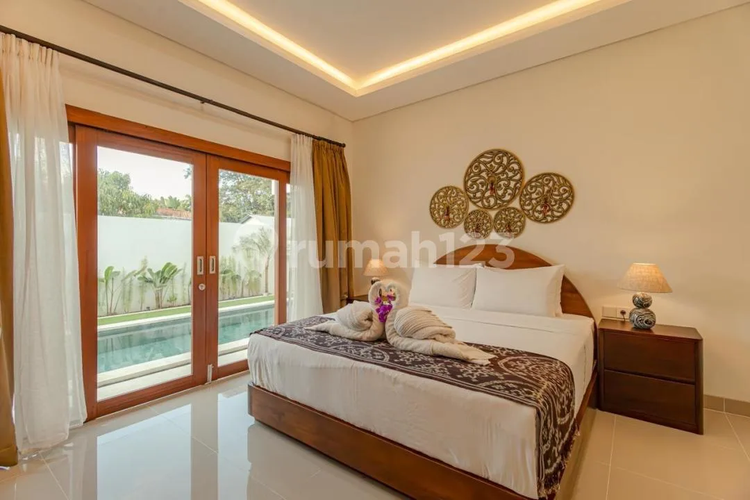 Brand New 2-Bedroom Private Pool Villa In Semninyak - Image 3 of 4