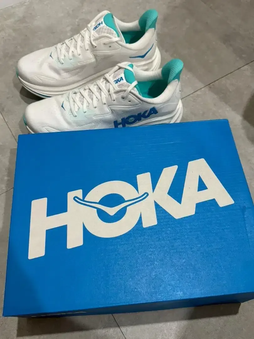 HOKA Running Shoes, size 44 2/3 - Image 7 of 8