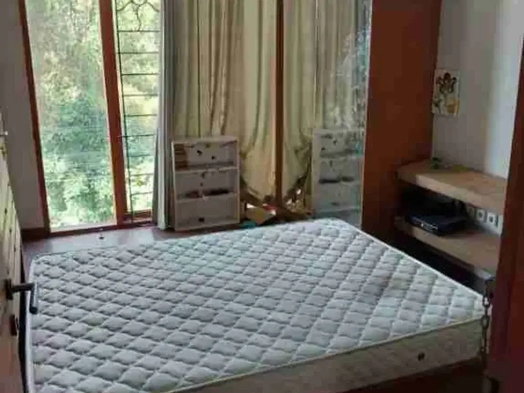 Rumah 2 Lantai Full Furnished Nyaman di Siulan Tohpati - Image 4 of 10