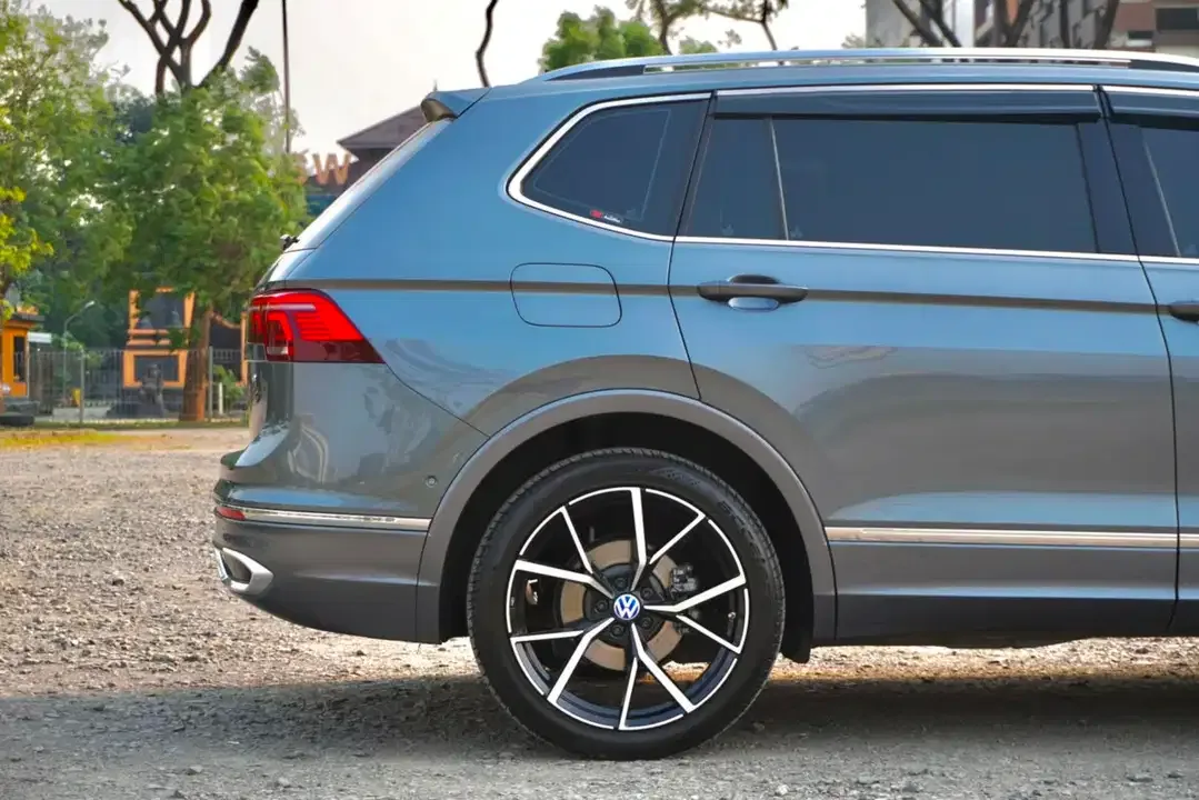 7 SEATERS FAMILY SUV ! VW Volkswagen Tiguan Allspace 1.4 TSI 2024/2025 - Image 8 of 10