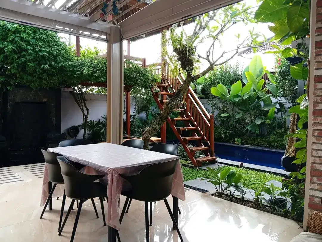The Ultimate Family Retreat: Homey 6 Bedroom Freehold Villa Near Saba Beach! - Image 10 of 10