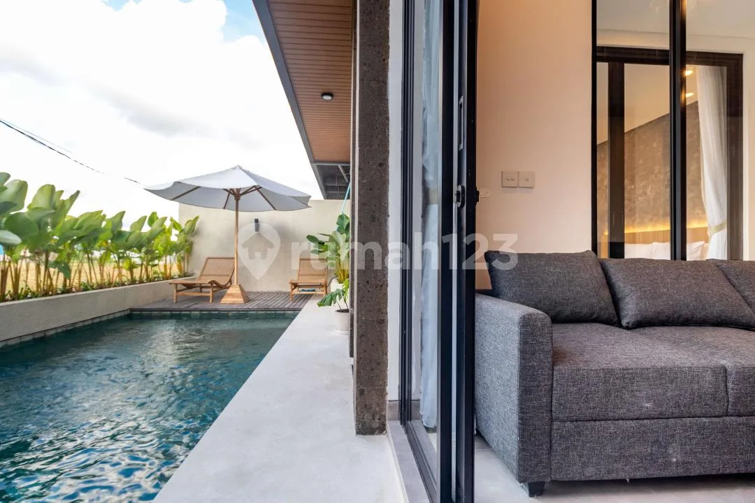 Brand New Luxury 2-Storeys Villa In Tumbak Bayuh (Shm) - Image 2 of 4
