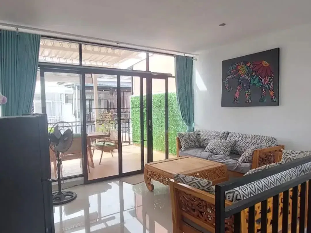Villa Fully Furnished dengan View GWK hanya 10 Menit ke Sidewalk Mall Jimbaran - Image 3 of 10