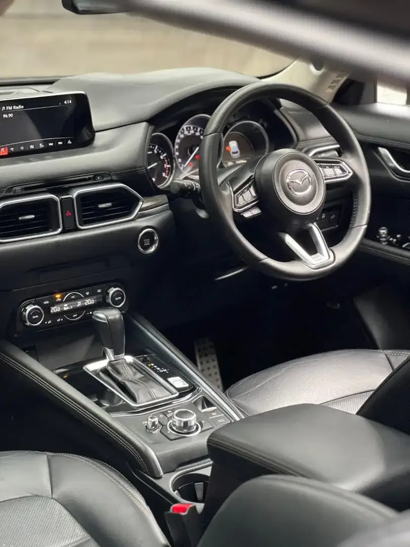 Mazda CX5 Elite 2018 AT - Image 8 of 10