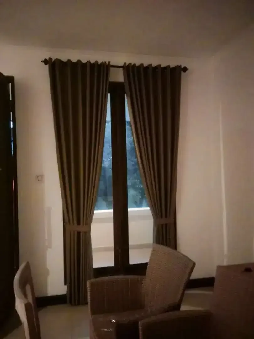 Curtain Gorden Korden Blackout Smokring Cantik - Image 1 of 5