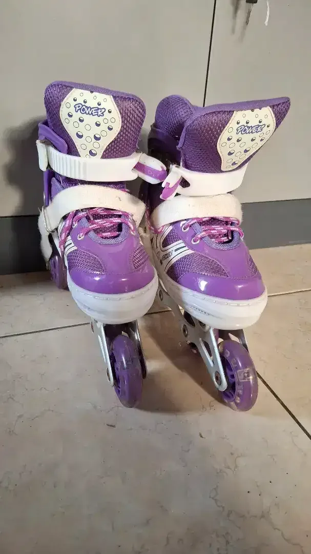 Sepatu roda anak - Image 2 of 3