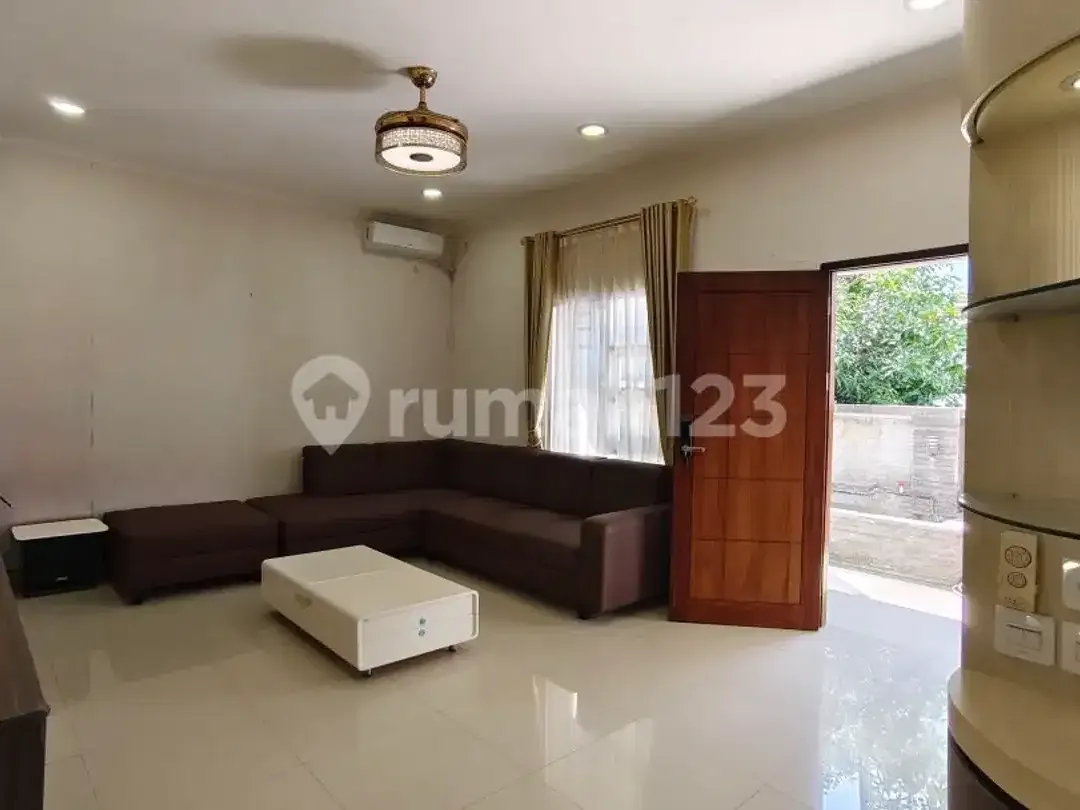 For Sale Rumah 2 Lantai di Cluster Jimbaran Bali - Image 8 of 10