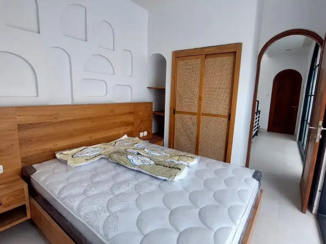 DROP PRICE! VILLA AKTIF RENTAL DI BALANGAN – LINGKUNGAN EKSPATRIAT, HARGA TURUN DRASTIS! ( JK / LM ) - Image 7 of 10