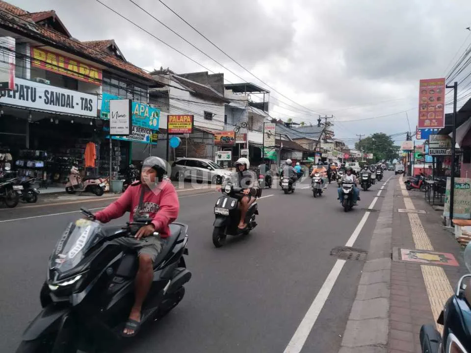 Ruko 3 Lantai di Ahmad Yani Denpasar Dekat Rs & Hotel - Image 2 of 4