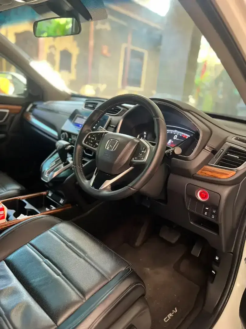 Honda CRV Prestige Turbo 1.5 Sensing 2021 automatic - Image 4 of 10