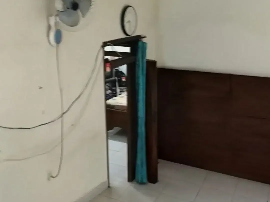 Rumah 2 lantai Kori Nuansa Taman Griya nego sampai deal - Image 3 of 8