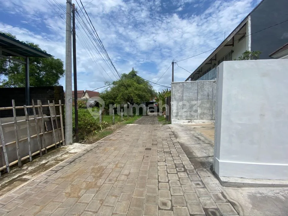 Disewakan Villa Cantik Baru Siap Huni di Puri Gading Dekat Sekolah Taman Rama Furnished - Image 4 of 4