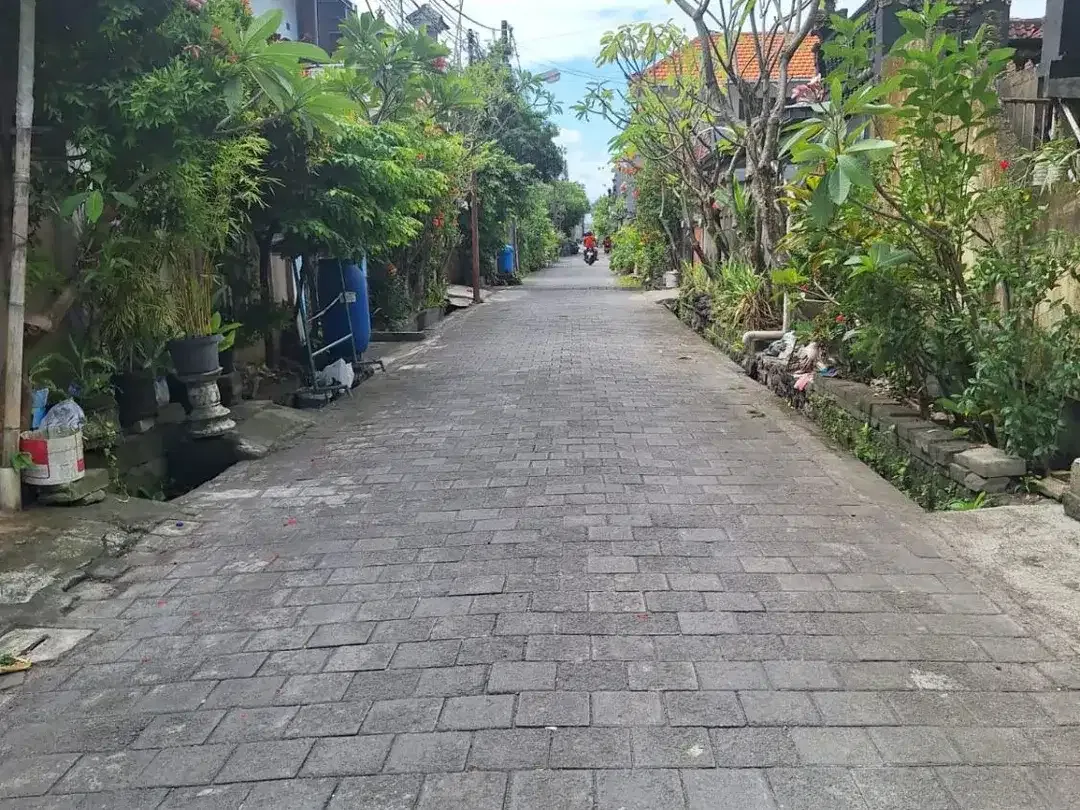 TANAH KOSONG DI PEMOGAN DENPASAR SELATAN KAWASAN PEMUKIMAN PENDUDUK - Image 6 of 10